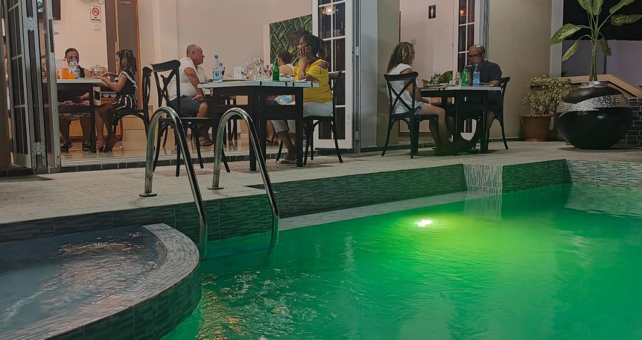 Mountain View Hotel La Digue  Extérieur photo
