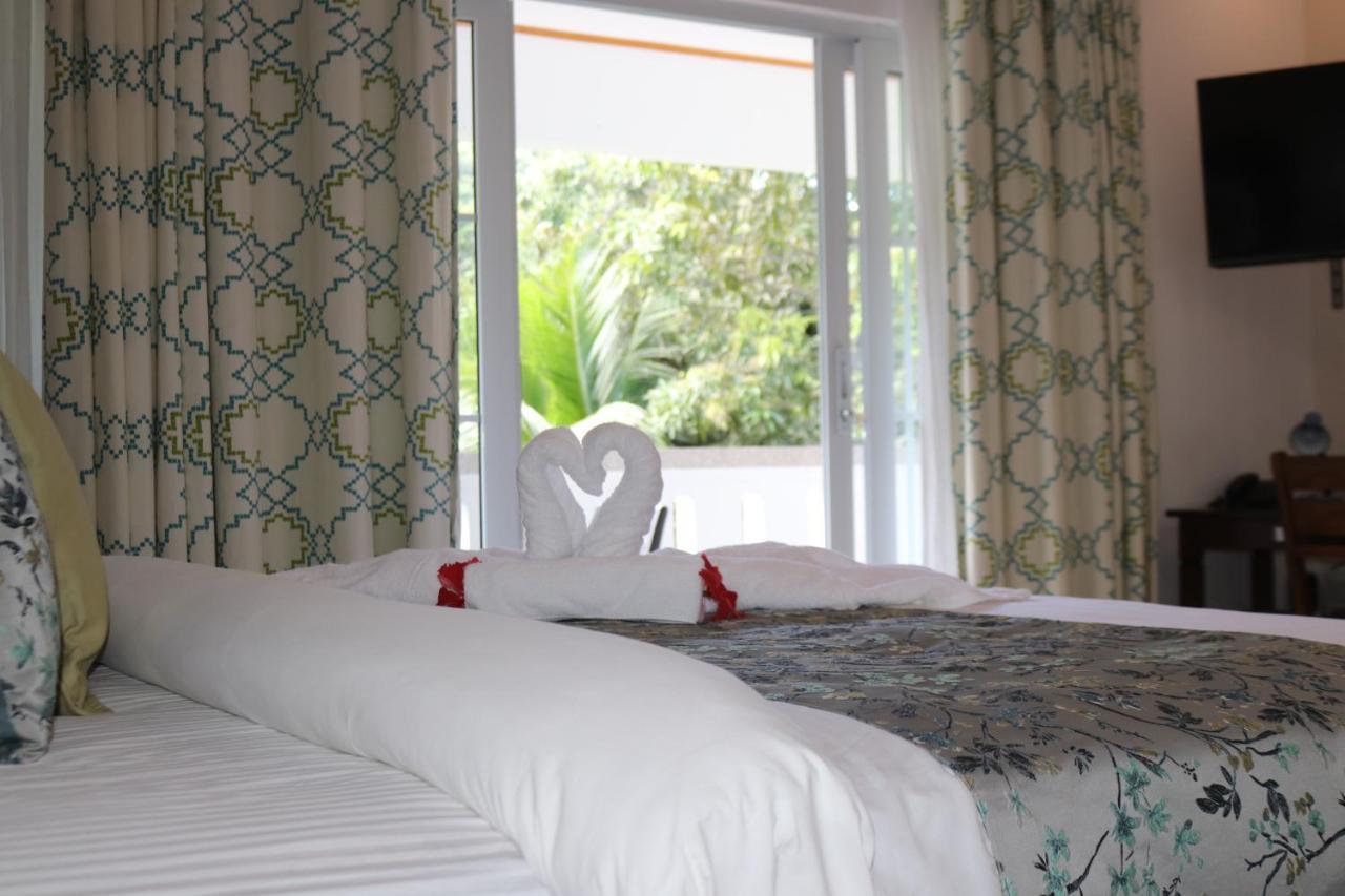 Mountain View Hotel La Digue  Extérieur photo