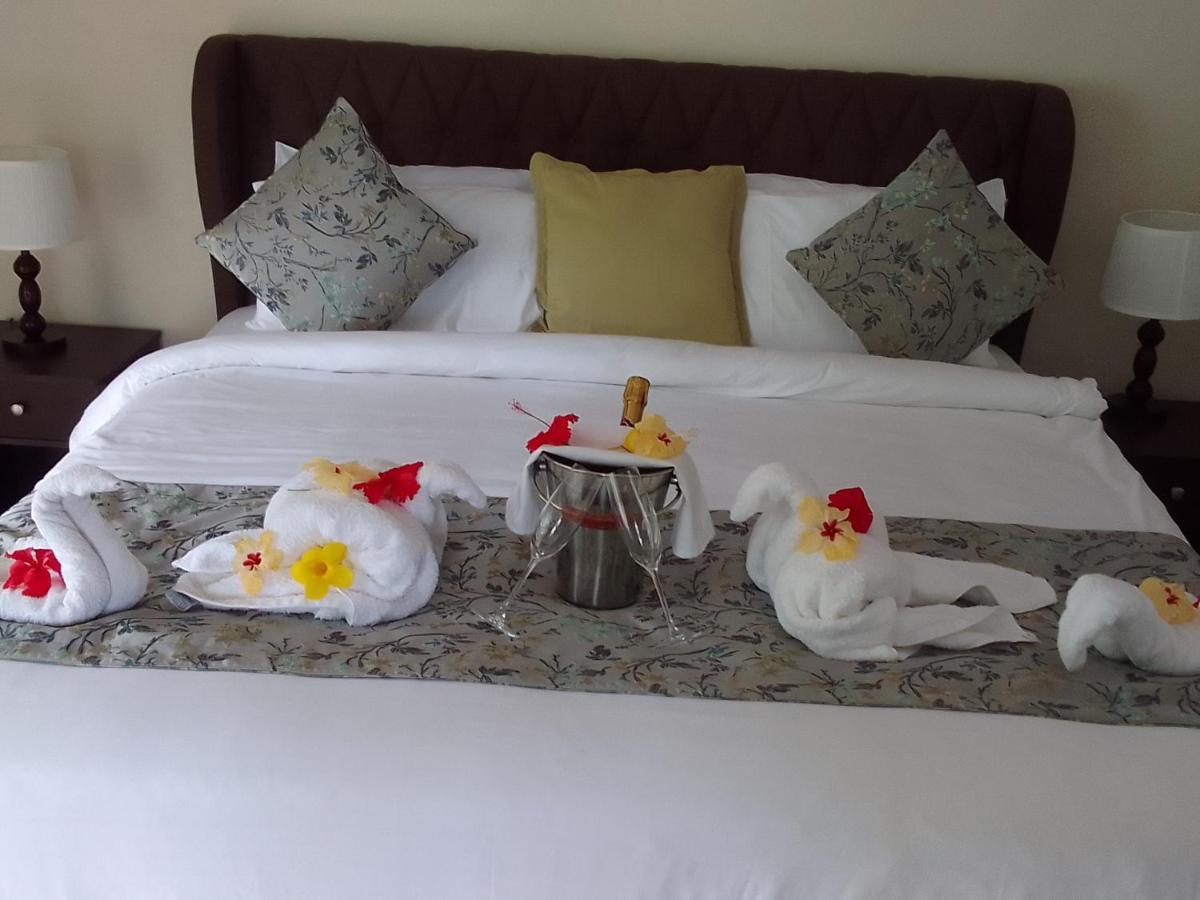 Mountain View Hotel La Digue  Extérieur photo