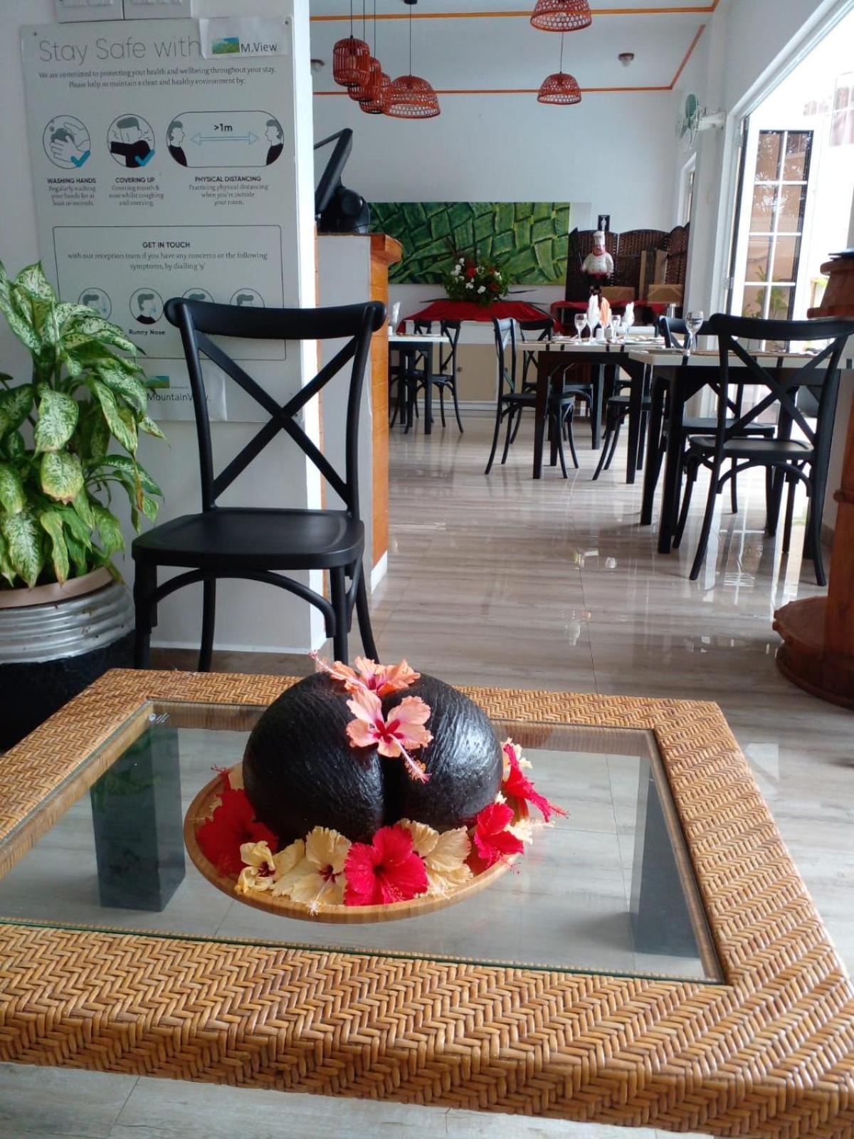 Mountain View Hotel La Digue  Extérieur photo
