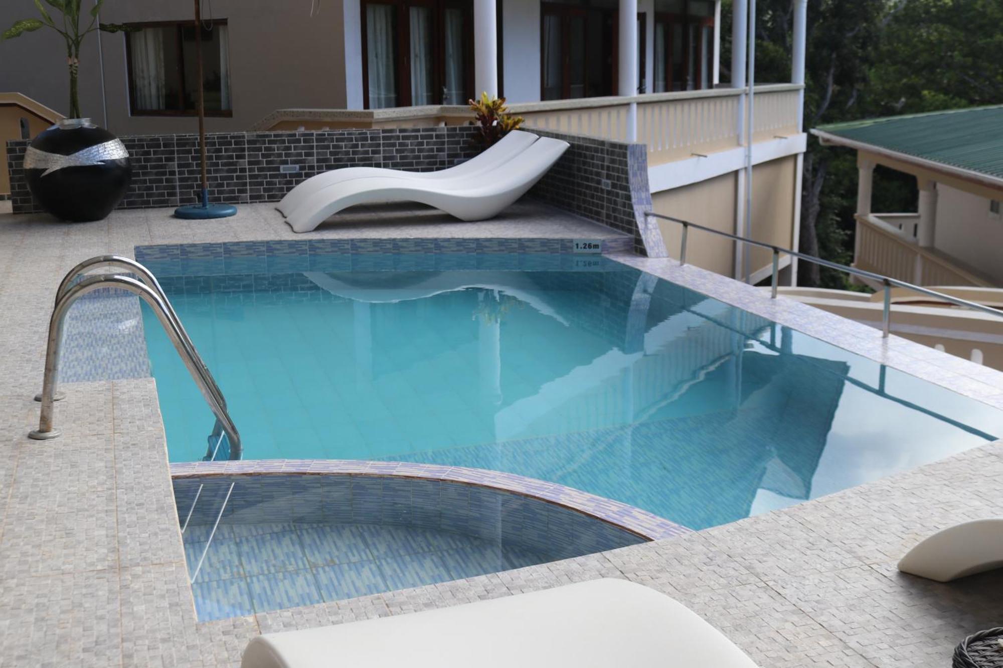Mountain View Hotel La Digue  Extérieur photo