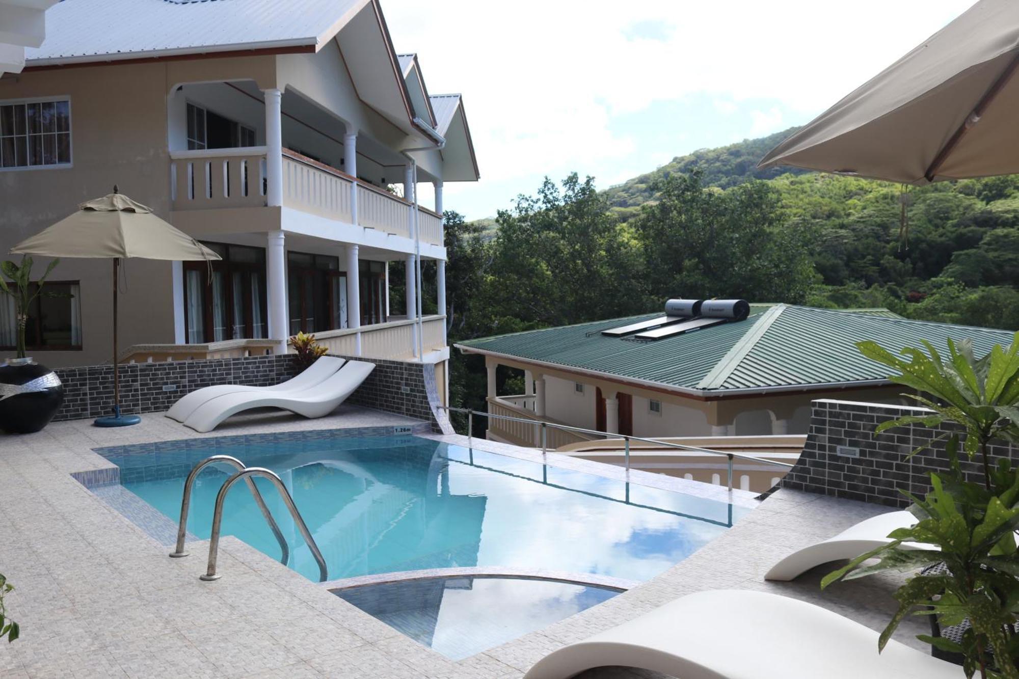 Mountain View Hotel La Digue  Extérieur photo