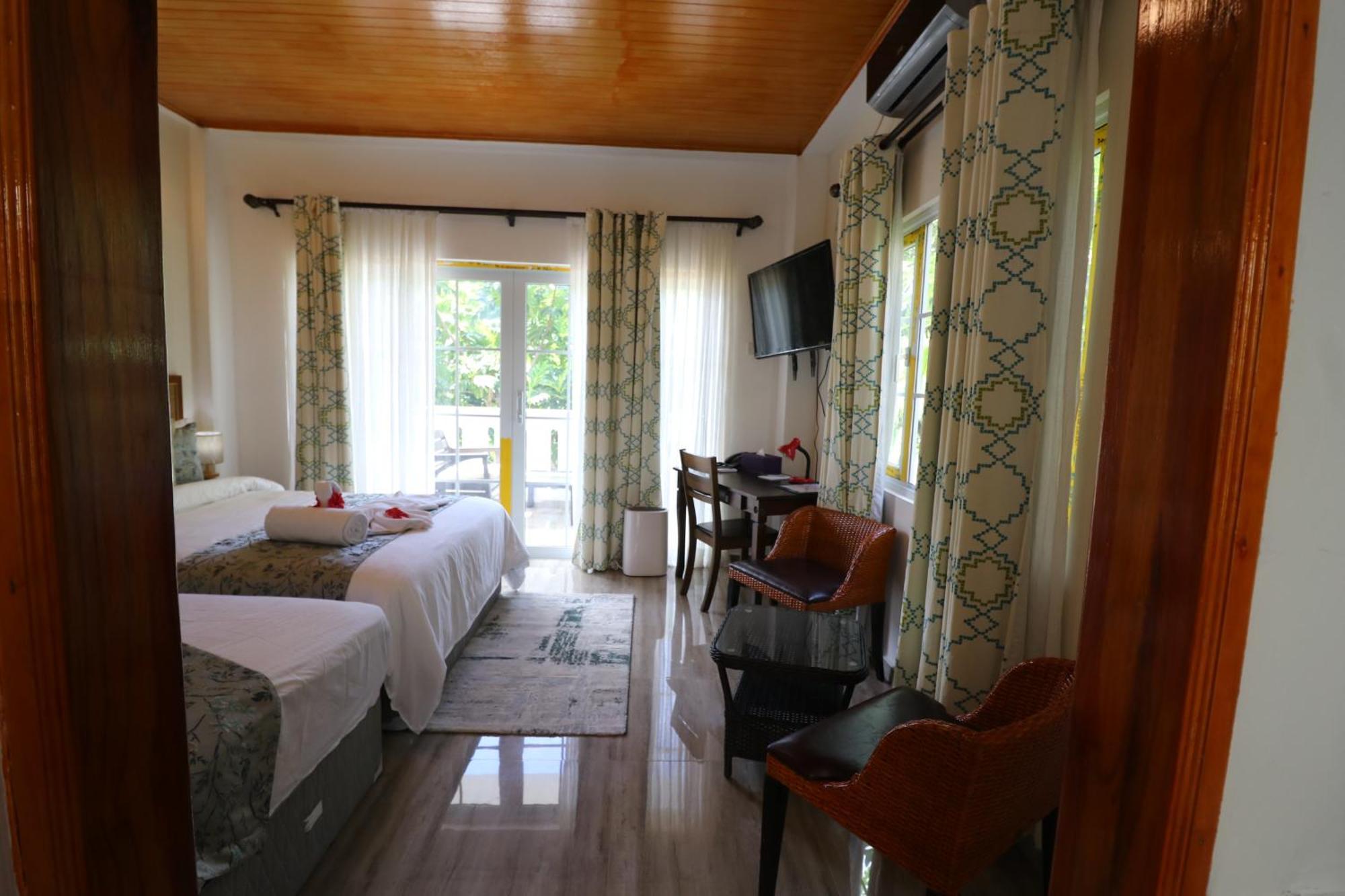 Mountain View Hotel La Digue  Extérieur photo